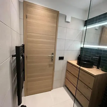 Superbe 70m2 Avec Terrasses, Proche De La דירה סן-מקסים